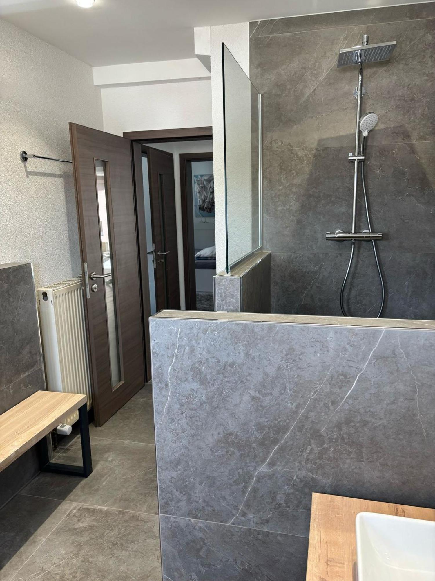 Business Ho 03 Apartamento Neckarsulm Exterior foto